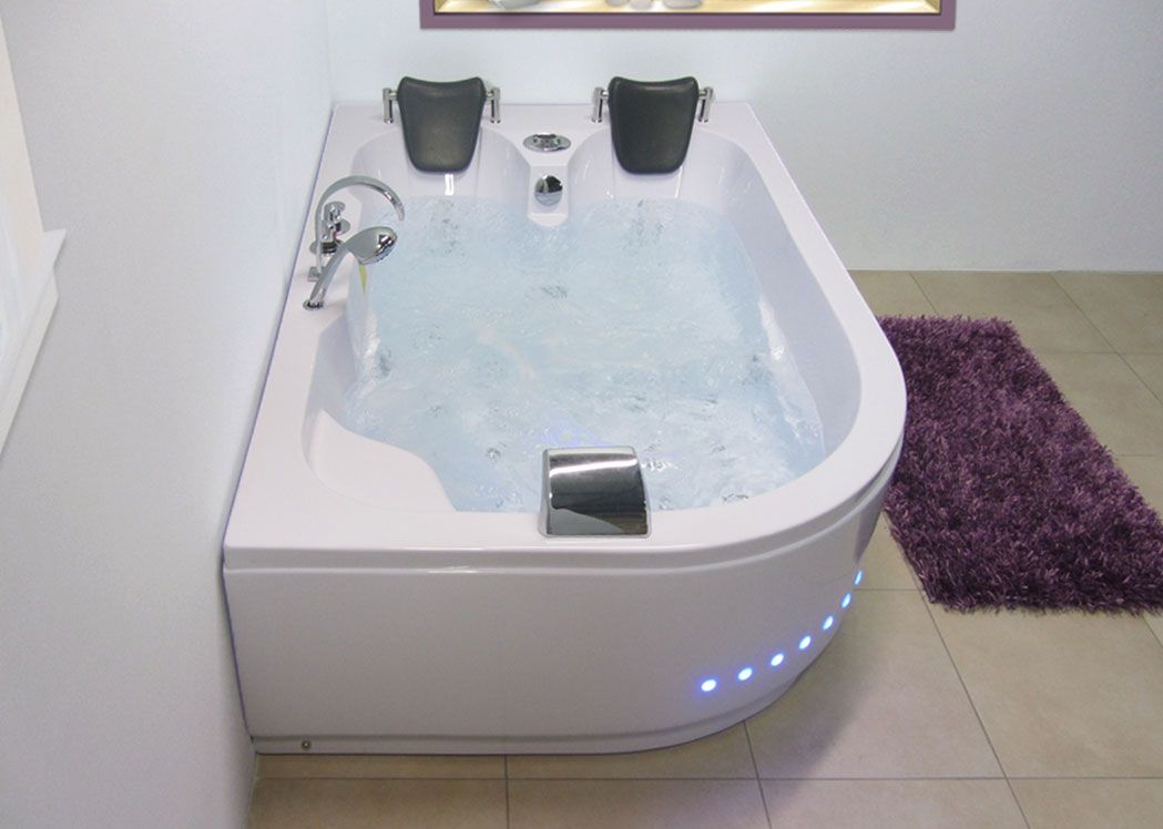 Meuble Salle De Bain Design Pas Cher 7536 baignoire deux place maison design wiblia Meuble Salle De Bain Design Pas Cher 7536 baignoire deux place maison design wiblia