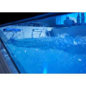 Baignoire balnéothérapie avec hublot éclairé pas la chromothérapie