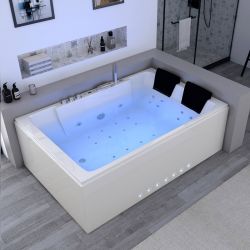 Baignoire balnéo rectangulaire Santa-Ana 42 jets garantie pendant 5 ans