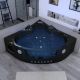Belle baignoire balnéo d'angle noire Manhattan