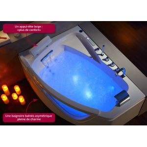 Baignoire balnéo avec 42 jets pour un massage à domicile