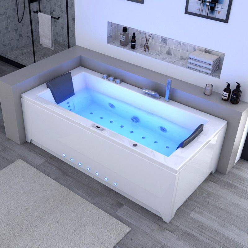 Jolie baignoire London avec tablier à leds