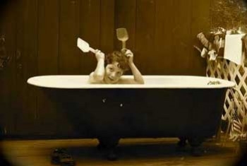 Salle de bains originale : pensez à la baignoire retro