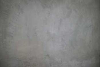 Revêtement de sol : peut-on choisir le béton ciré pour sa salle de bains ?