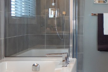 Douche ou Baignoire : le duel 
