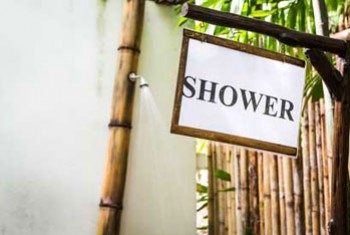 La douche solaire, pratique et économique en énergie