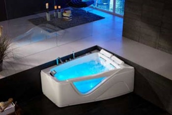 Ce qu'il faut savoir sur la baignoire asymétrique